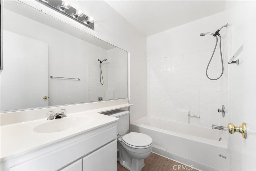 1830 E Avenue J2, #3, Lancaster, CA 93535