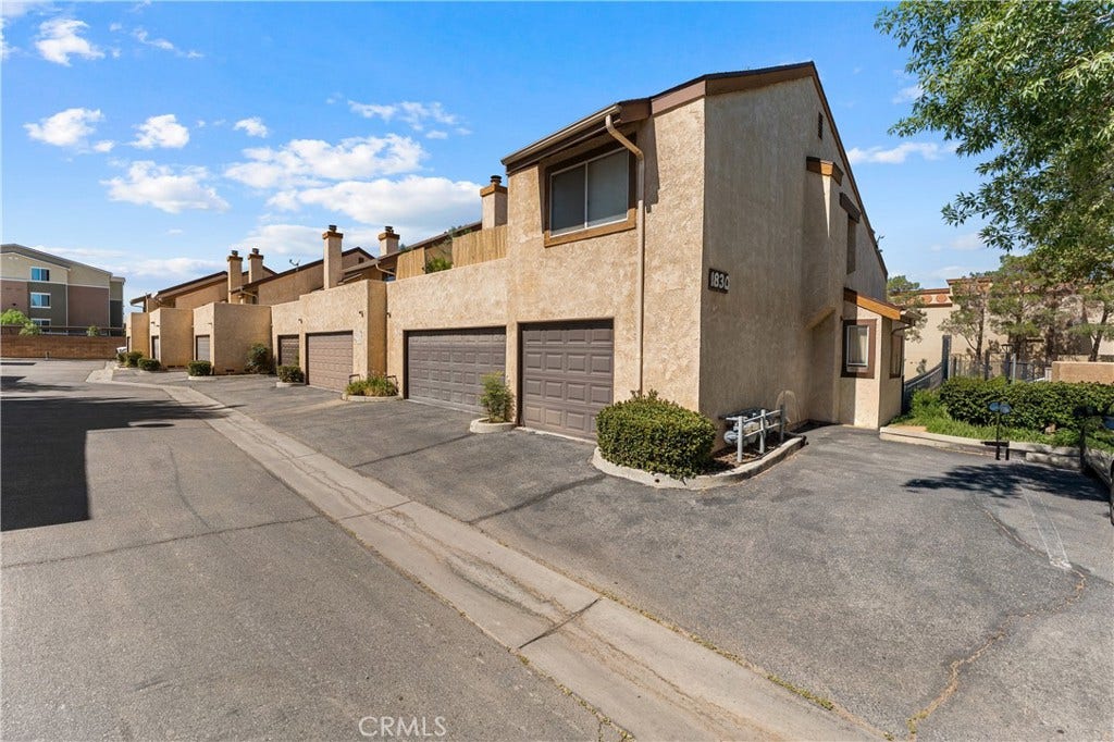 1830 E Avenue J2, #3, Lancaster, CA 93535