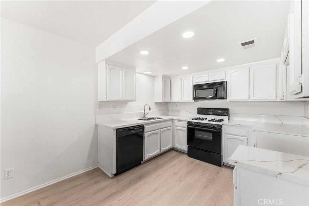 1830 E Avenue J2, #3, Lancaster, CA 93535