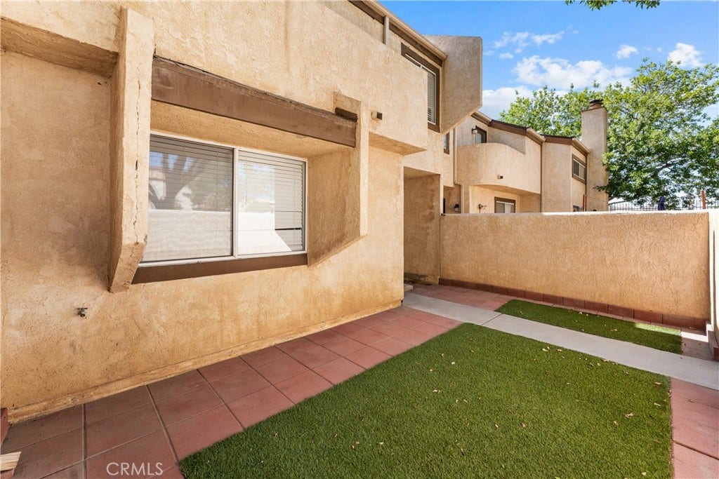 1830 E Avenue J2, #3, Lancaster, CA 93535