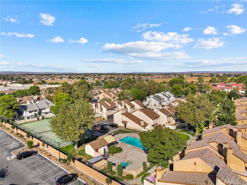 1830 E Avenue J2, #3, Lancaster, CA 93535