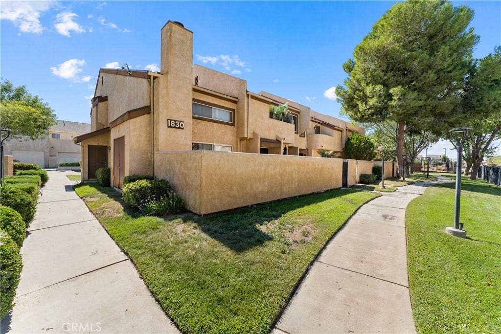 1830 E Avenue J2, #3, Lancaster, CA 93535