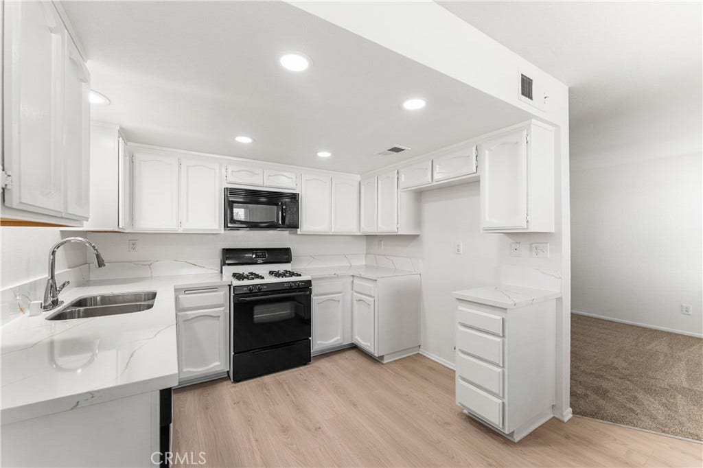 1830 E Avenue J2, #3, Lancaster, CA 93535