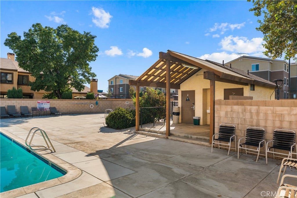 1830 E Avenue J2, #3, Lancaster, CA 93535