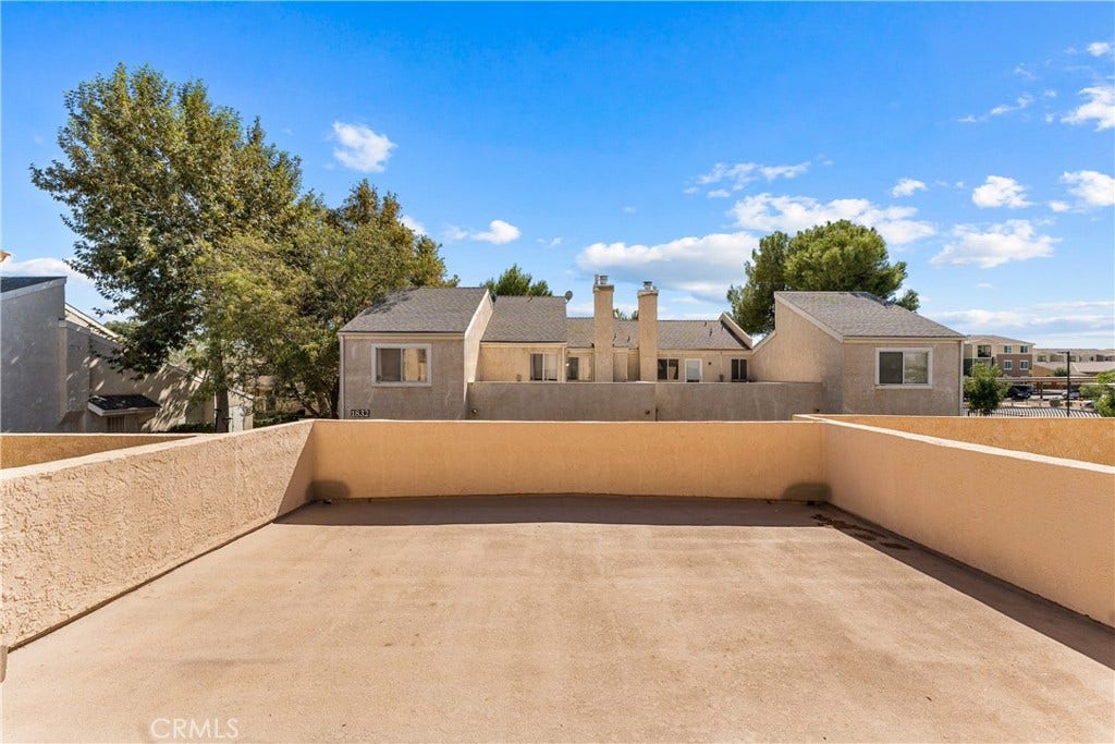 1830 E Avenue J2, #3, Lancaster, CA 93535