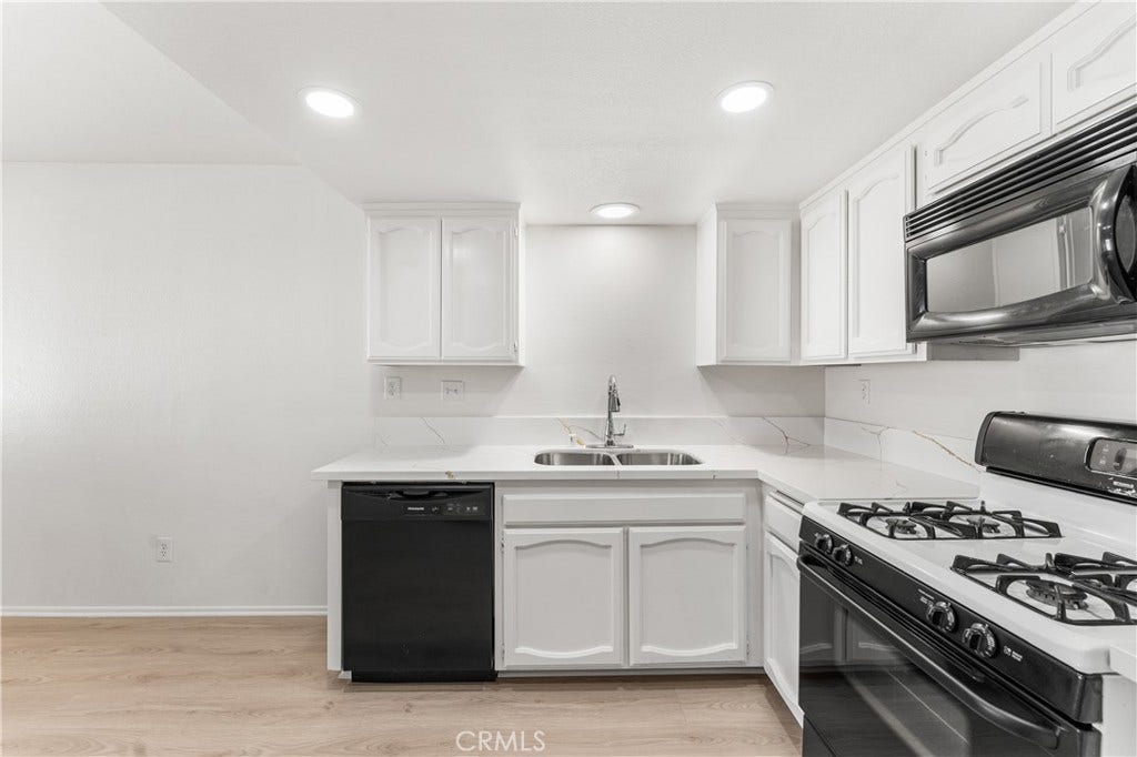 1830 E Avenue J2, #3, Lancaster, CA 93535
