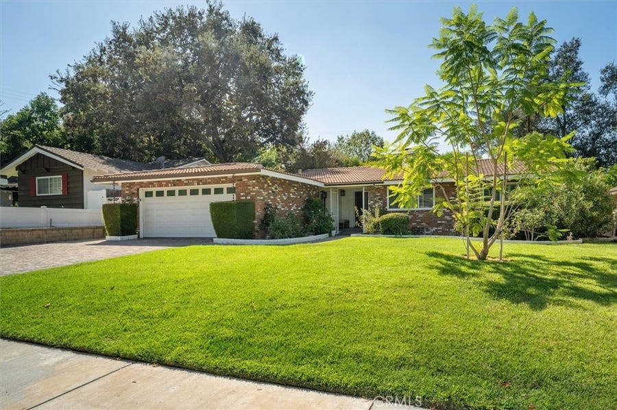 Property photo for 25065 Highspring Avenue, Newhall, CA