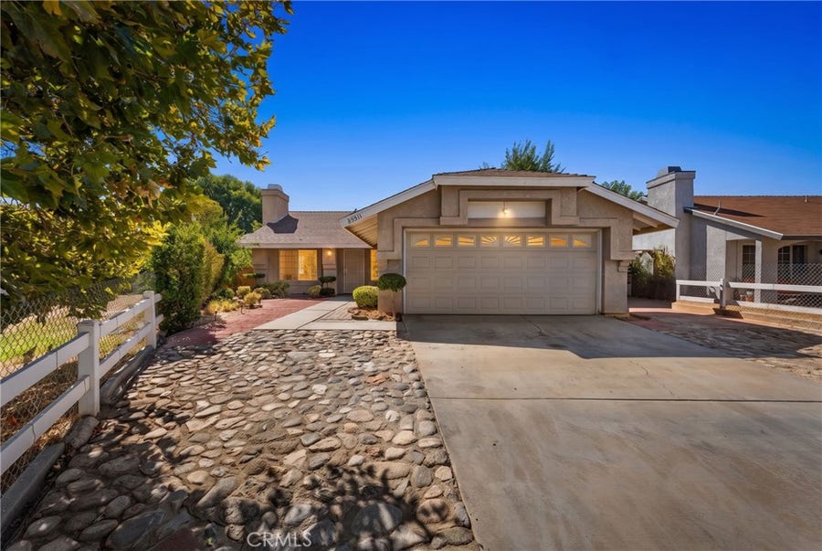 Property photo for 45311 Century, Lancaster, CA