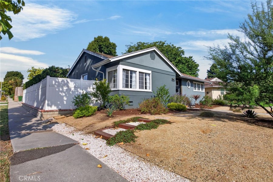 Property photo for 11031 Genesta Avenue, Granada Hills, CA