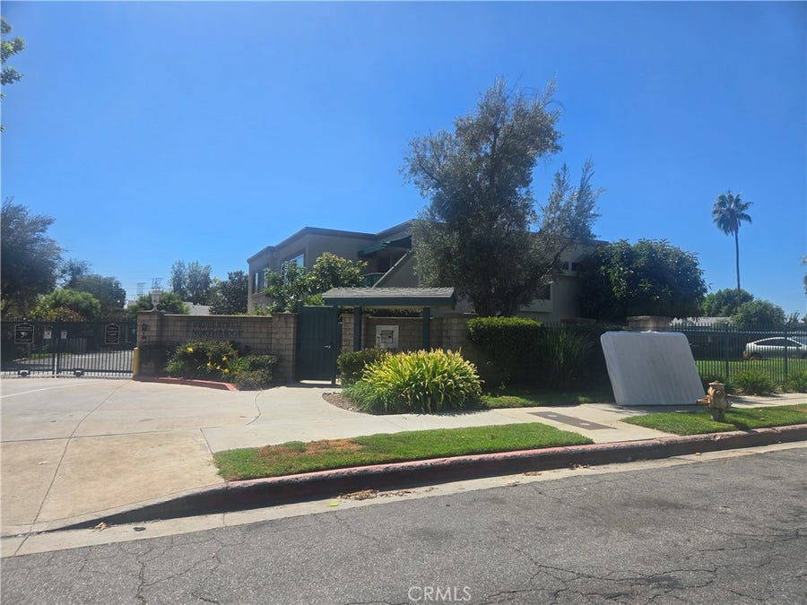 Property photo for 18506 Mayall, Northridge, CA