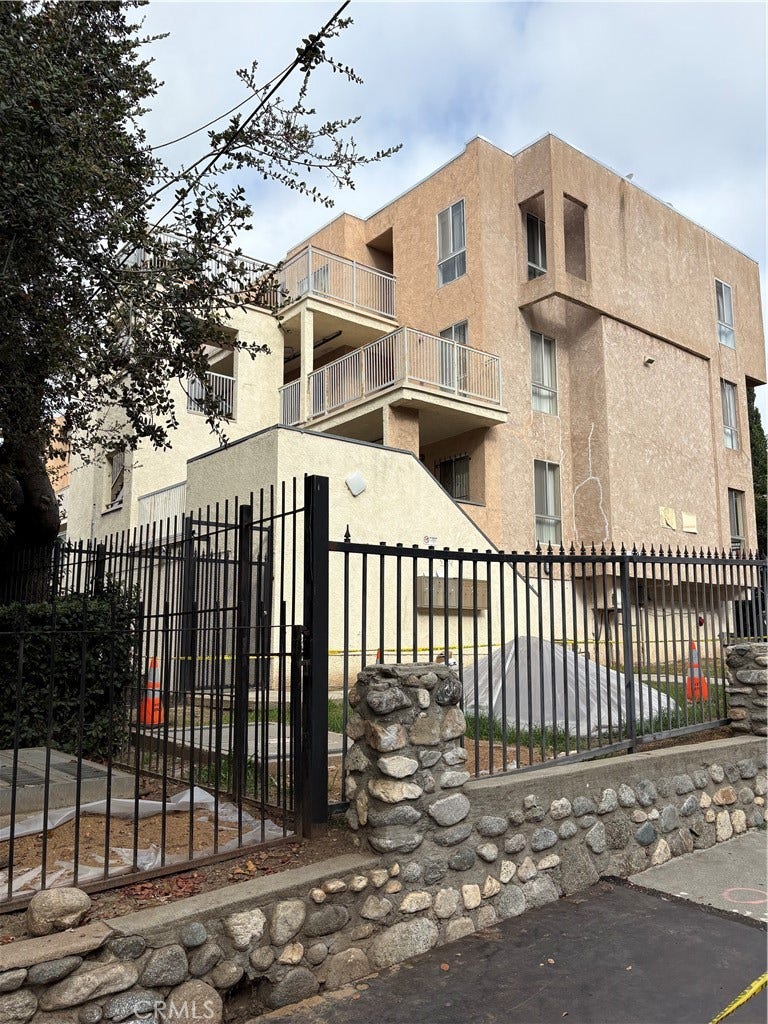 Property photo for 1095 N Raymond, Pasadena, CA