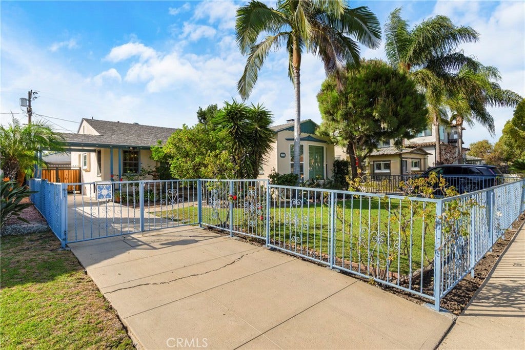 1733 S Corning, Los Angeles, CA 90035