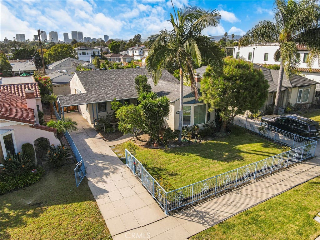 1733 S Corning, Los Angeles, CA 90035