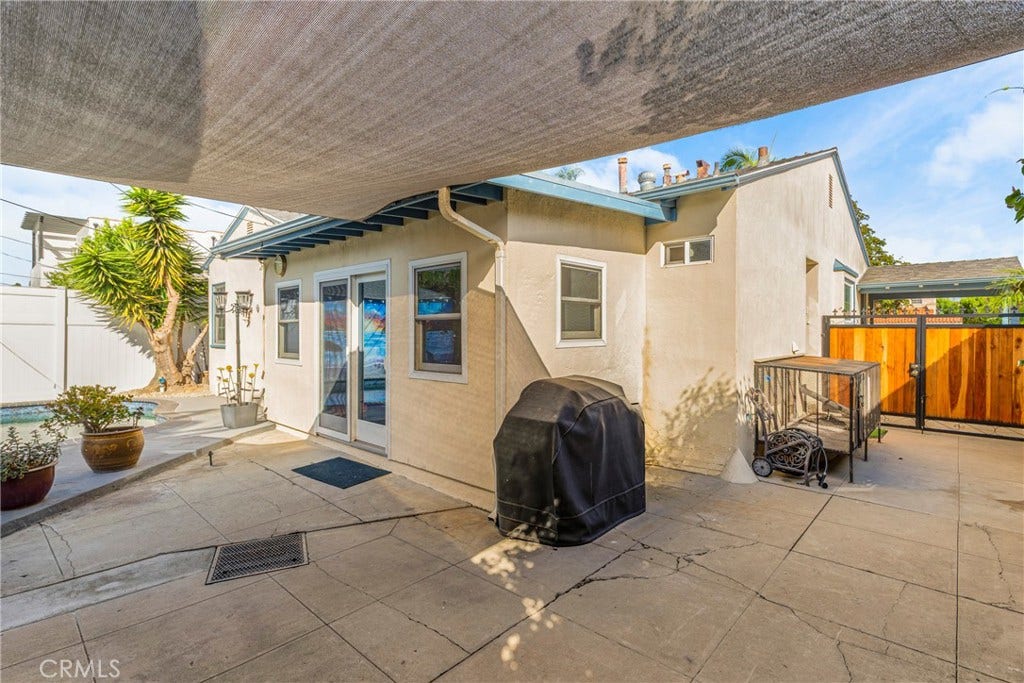 1733 S Corning, Los Angeles, CA 90035
