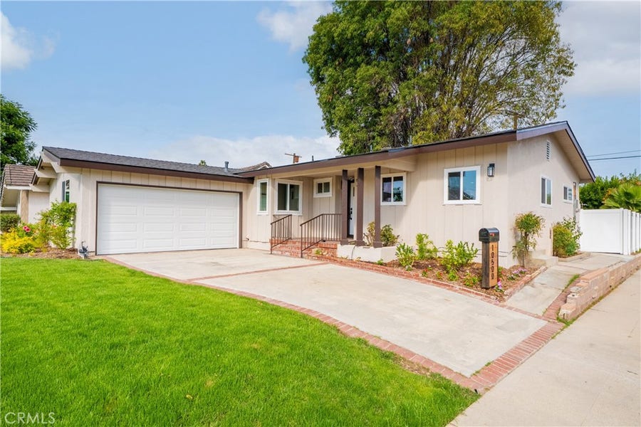 Property photo for 10500 Monogram, Granada Hills, CA