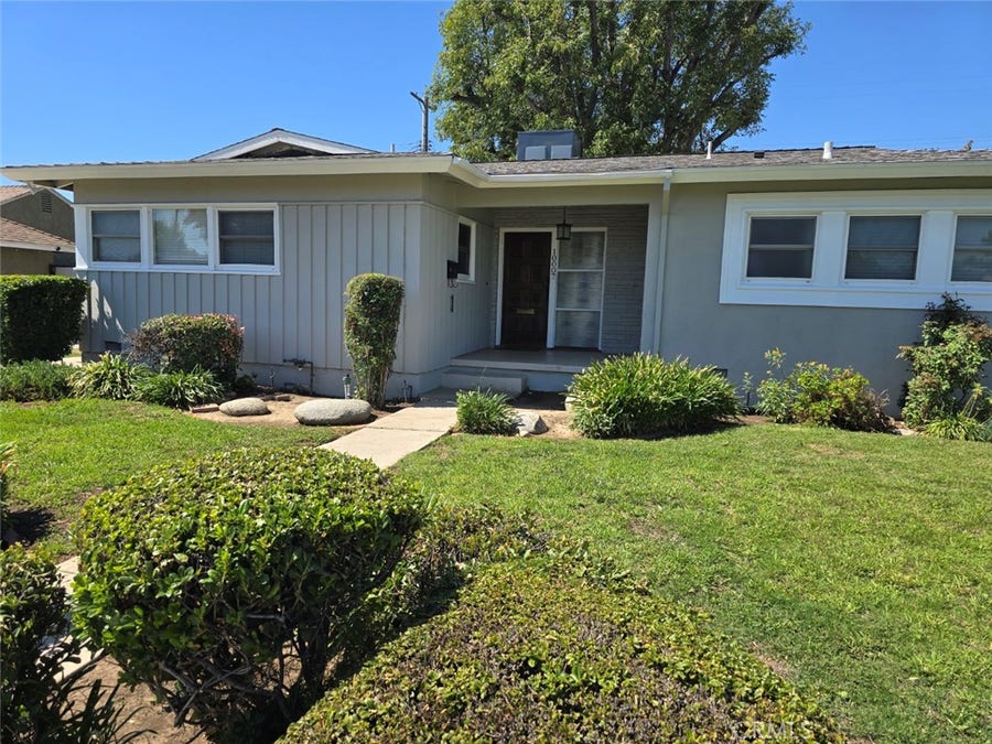 Property photo for 10007 Gaynor, North Hills, CA