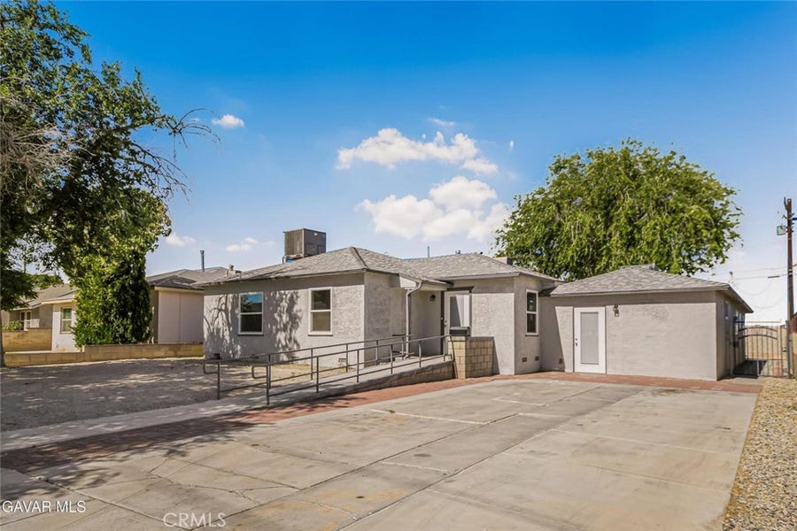 Property photo for 44503 Fern Avenue, Lancaster, CA