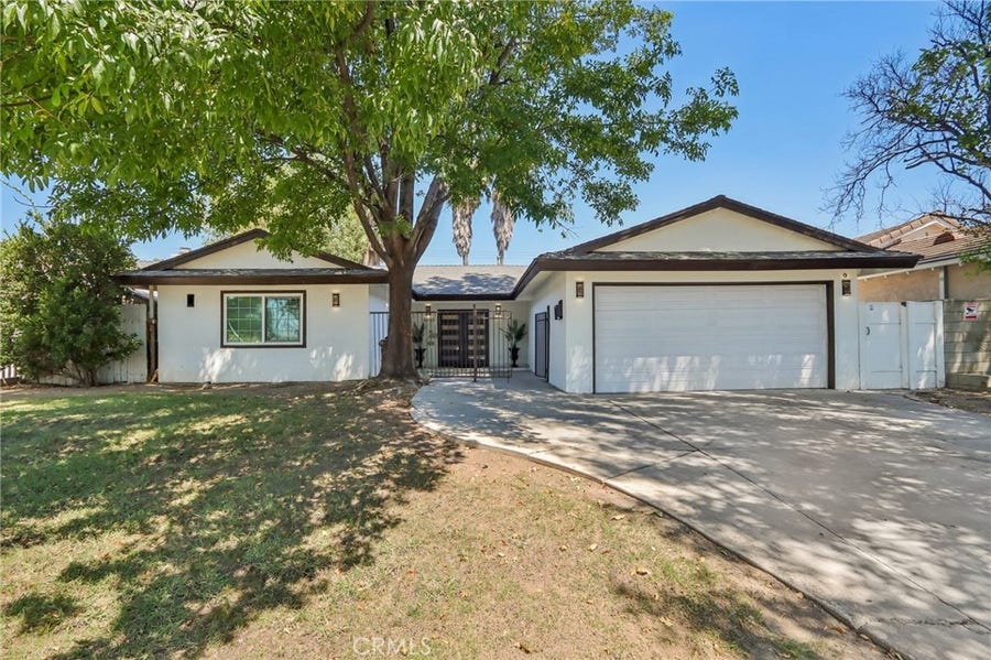 Property photo for 18765 Labrador Street, Northridge, CA