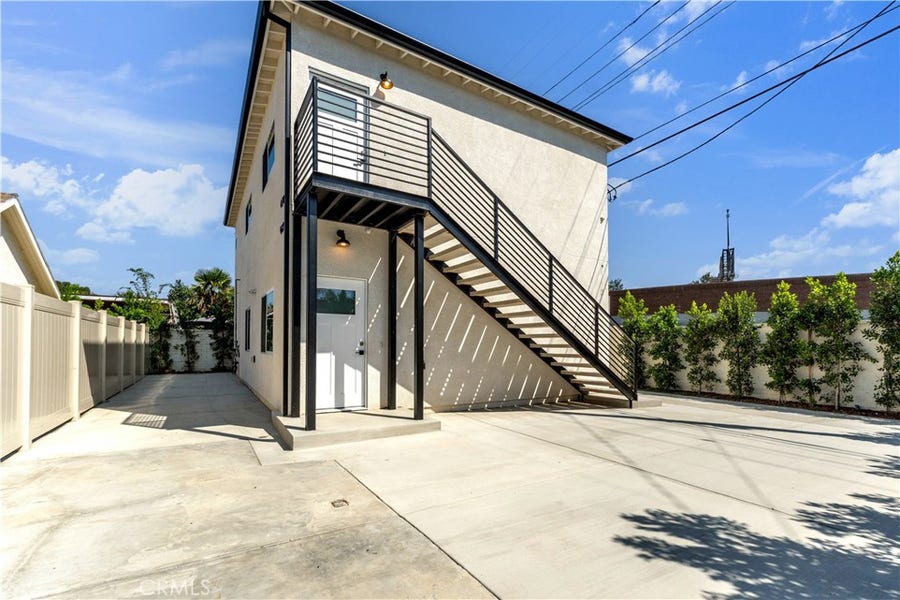Property photo for 4698 Kraft Avenue, Valley Village, CA