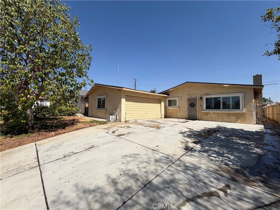Property photo for 2005 Avondale, Bakersfield, CA