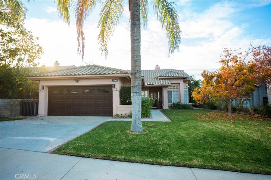 Property photo for 29345 Hidden Oak, Canyon Country, CA