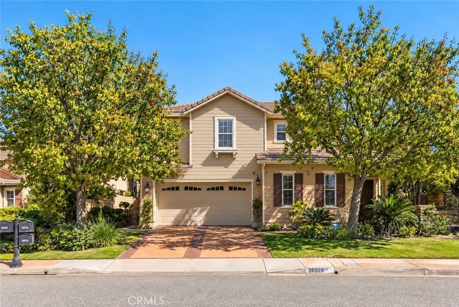 Property photo for 26928 Redwood Bluff, Valencia, CA