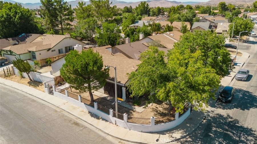Property photo for 37672 Lasker Avenue, Palmdale, CA