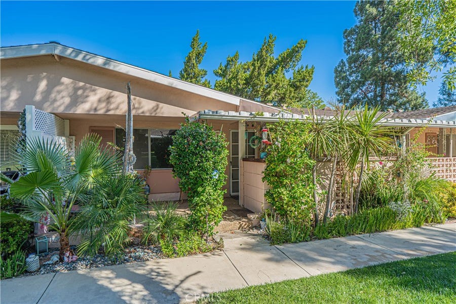 Property photo for 19228 Avenue Of The Oaks, Newhall, CA