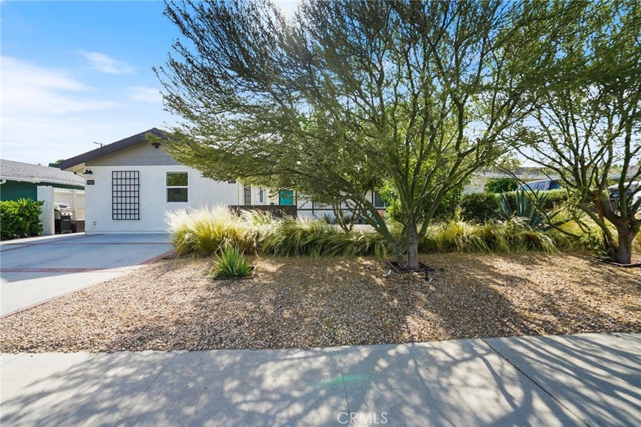 Property photo for 9713 Geyser Avenue, Northridge, CA