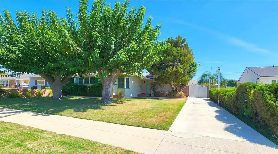 Property photo for 10132 Densmore Avenue, North Hills, CA