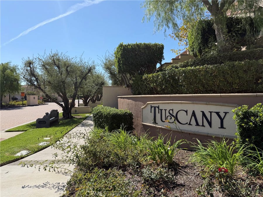 Property photo for 11513 Ghiberti Way, Porter Ranch, CA