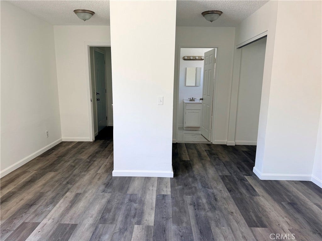 1223 W 69th, Los Angeles, CA 90044