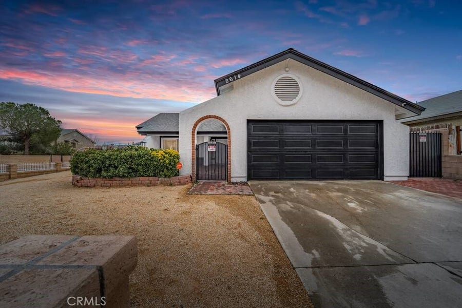 Property photo for 2614 Joshua Hills DR, Palmdale, CA