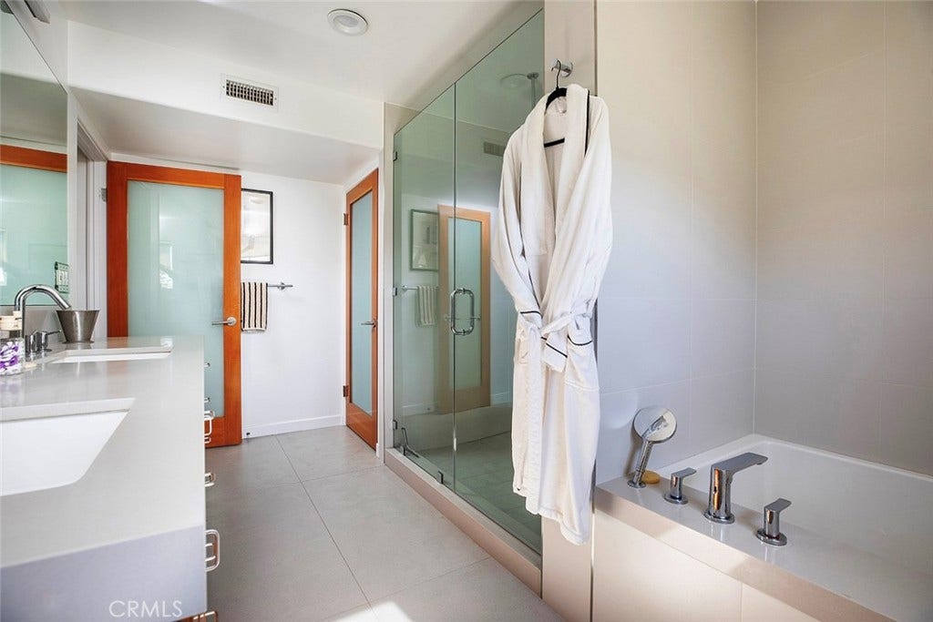 406 Brooks Avenue, Venice, CA 90291 406 Brooks Avenue, Venice, CA 90291