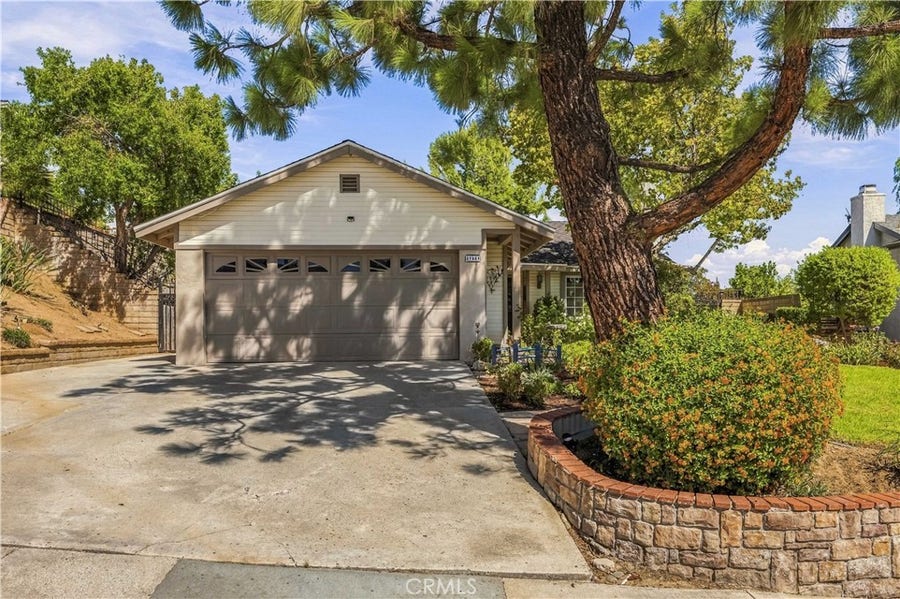 Property photo for 27964 Redwood Glen Road, Valencia, CA