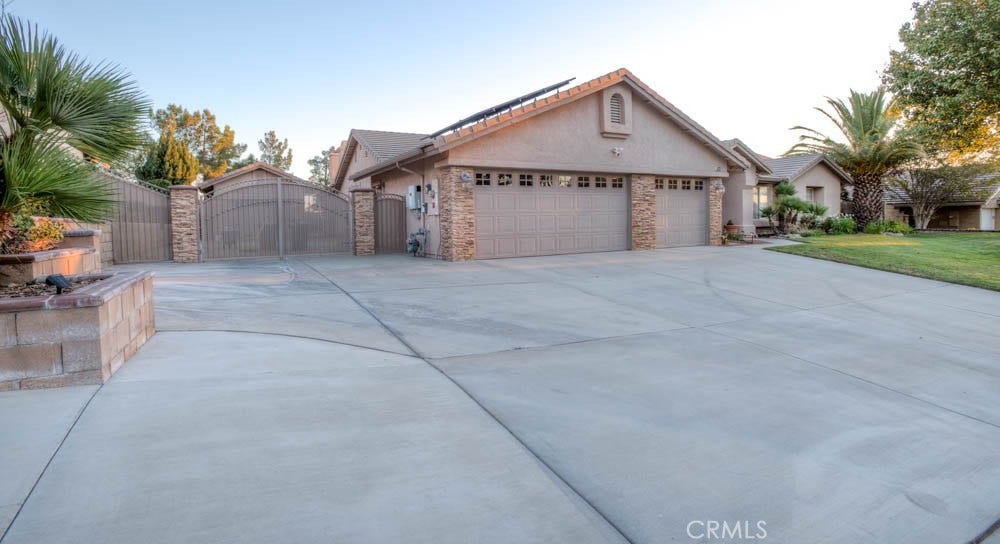 5331 Max Godde, Palmdale, CA 93551 5331 Max Godde, Palmdale, CA 93551