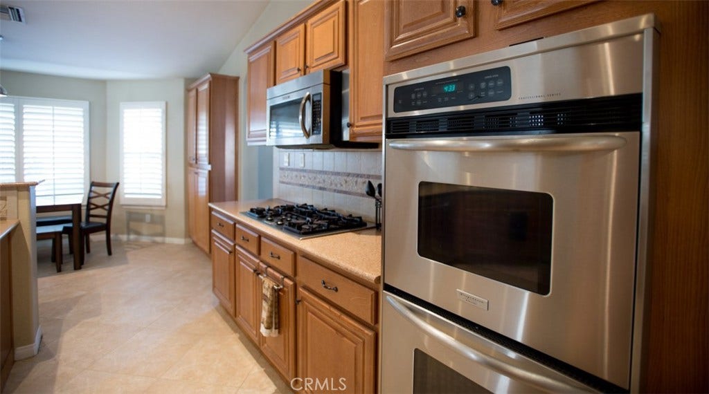 5331 Max Godde, Palmdale, CA 93551 5331 Max Godde, Palmdale, CA 93551