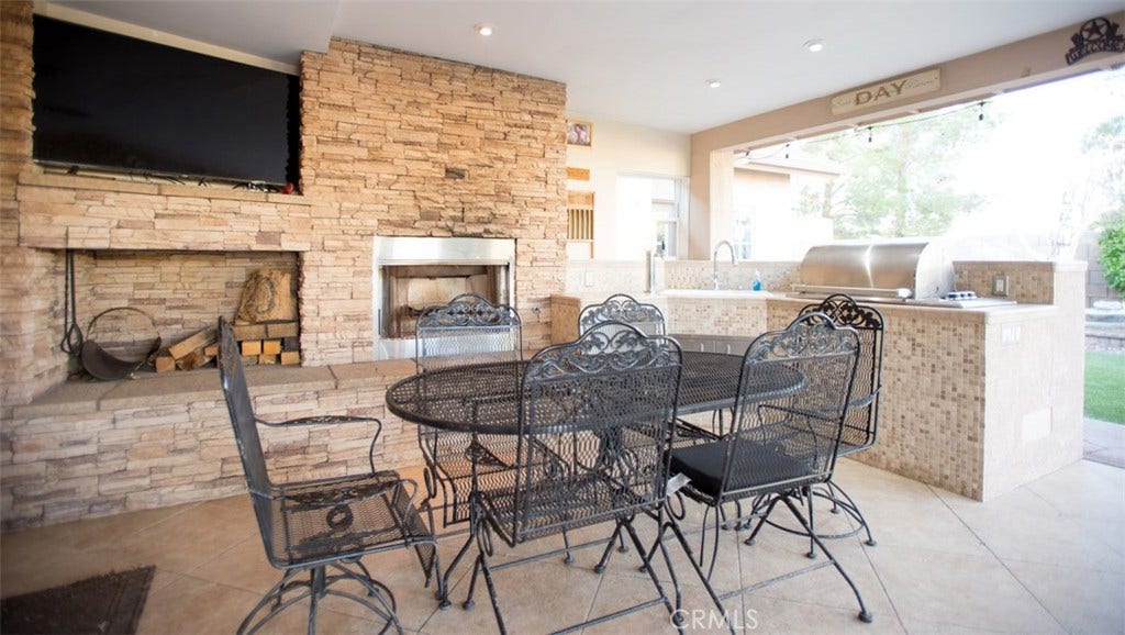 5331 Max Godde, Palmdale, CA 93551 5331 Max Godde, Palmdale, CA 93551