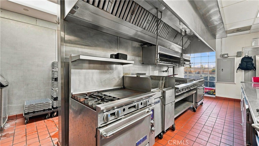 2311 Cotner Avenue, Los Angeles, CA 90064
