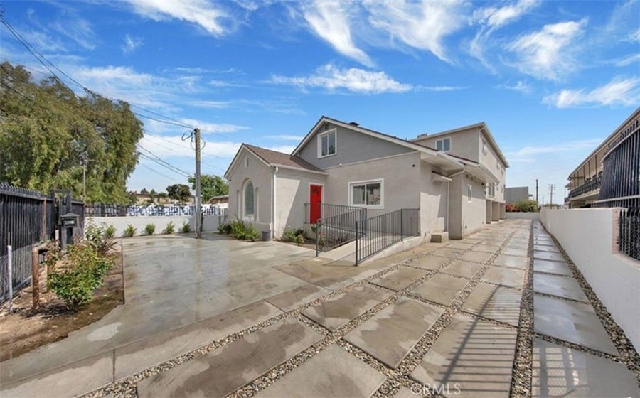 Property photo for 12000 Runnymede st, #3C, North Hollywood, CA