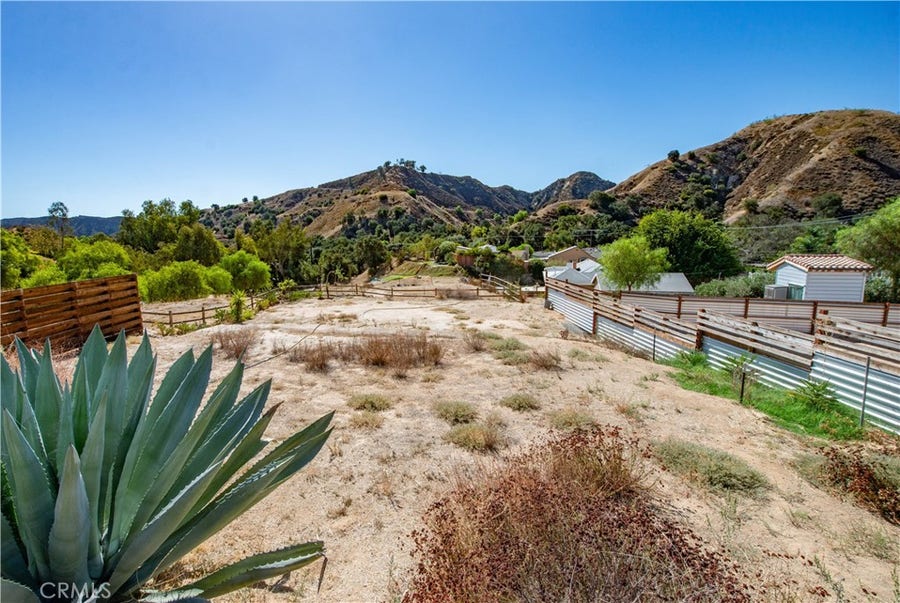 Property photo for 0 Eveningside Drive, Val Verde, CA