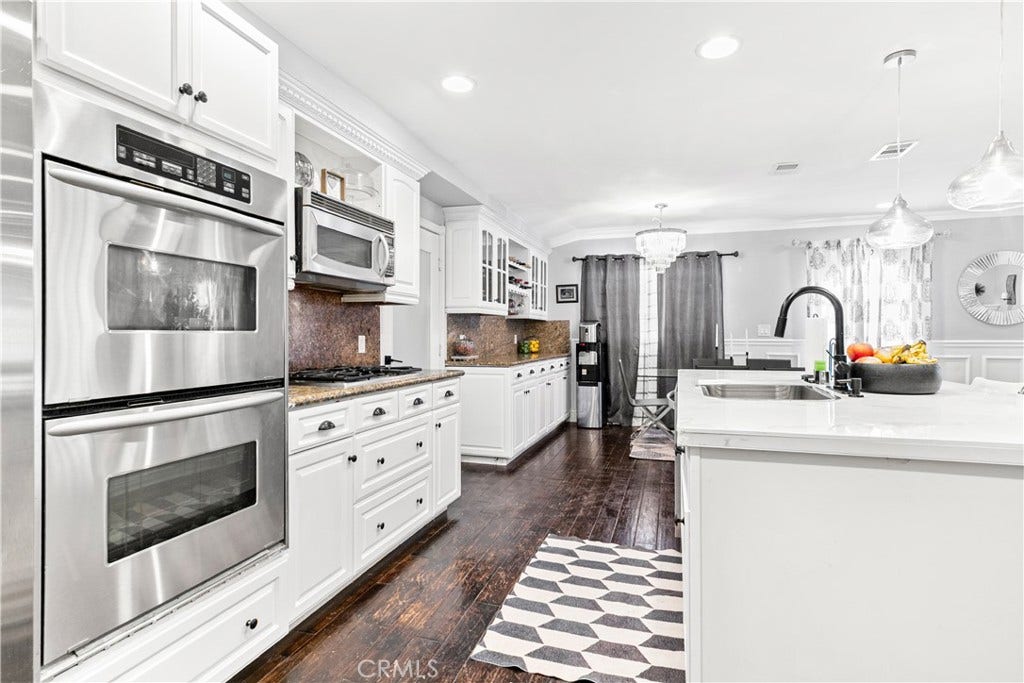 5420 Columbus Avenue, Sherman Oaks, CA 91411 5420 Columbus Avenue, Sherman Oaks, CA 91411