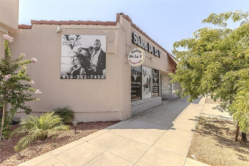 2805 N Glenoaks Boulevard, Burbank, CA 91504 2805 N Glenoaks Boulevard, Burbank, CA 91504
