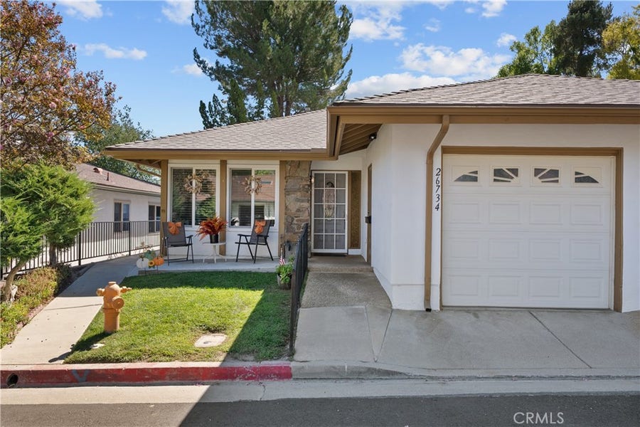 Property photo for 26734 Winsome Circle, Newhall, CA