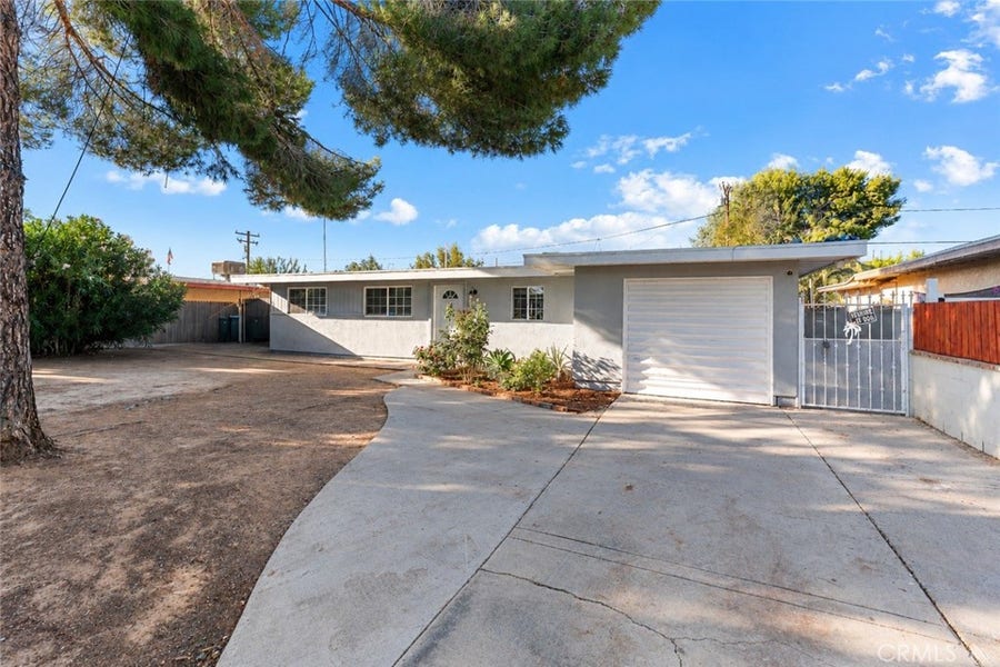 Property photo for 1027 W Avenue J12, Lancaster, CA