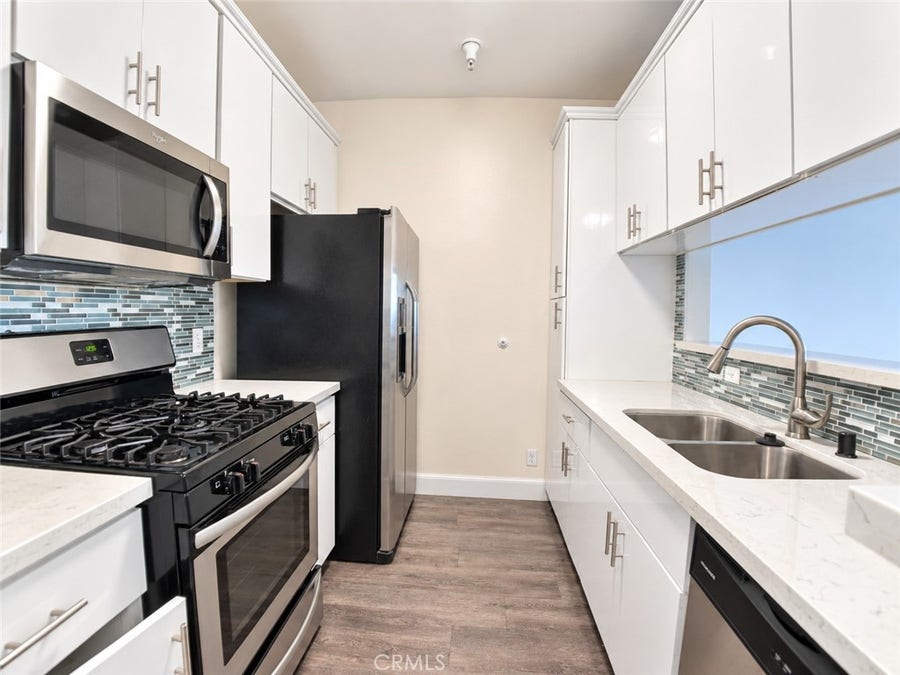 Property photo for 11657 Oxnard Street, #212, North Hollywood, CA
