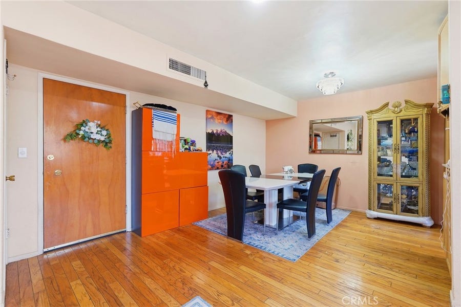 Property photo for 5429 Newcastle, #303, Encino, CA
