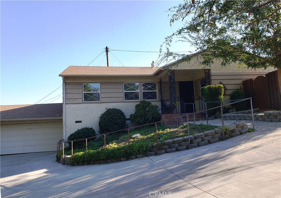 Property photo for 22436 Avenue San Luis, Woodland Hills, CA