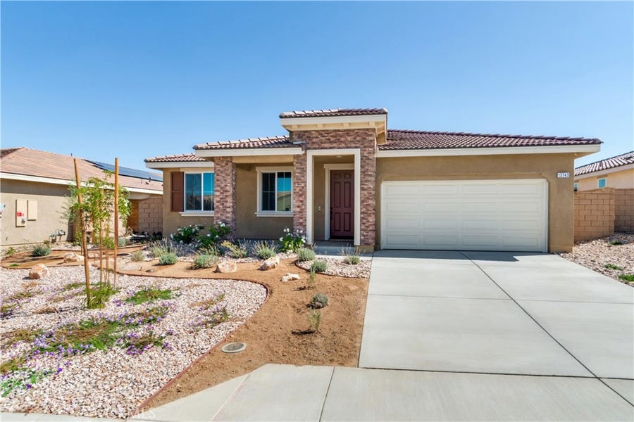 Property photo for 13743 Mesa View Drive, Victorville, CA