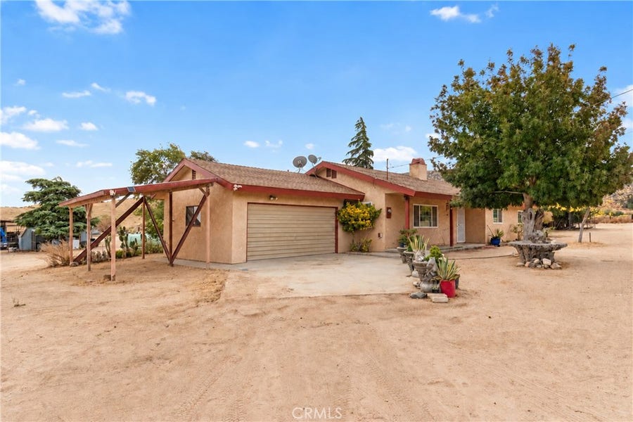 Property photo for 46720 Kings Canyon, Lancaster, CA